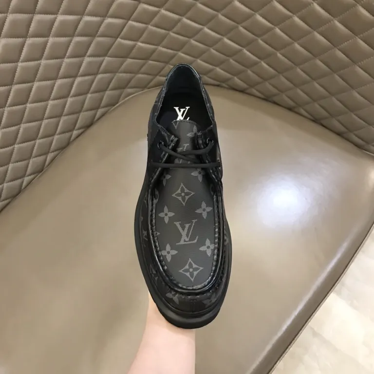 Louis Vuitton Shoe 